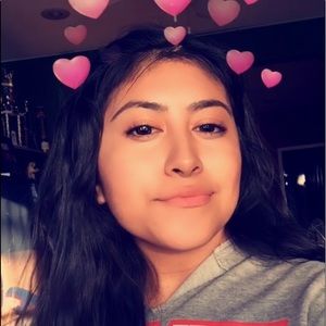 Meet your Posher, April